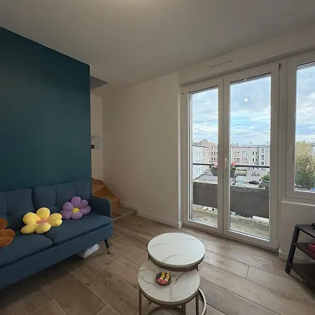 Duplex - Pop Et Colore - Au Coeur Du Centre شقة *